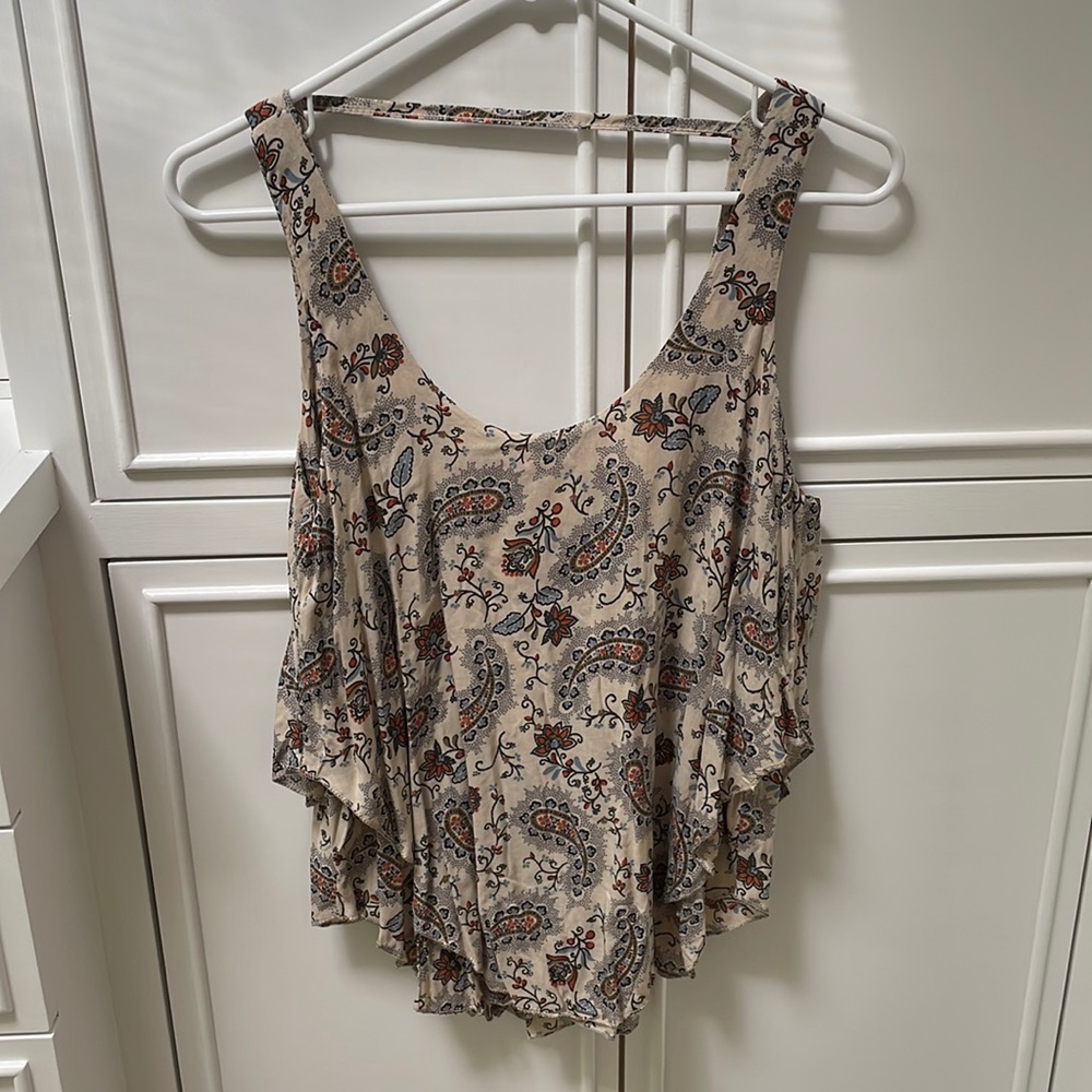 Flowy floral tank top